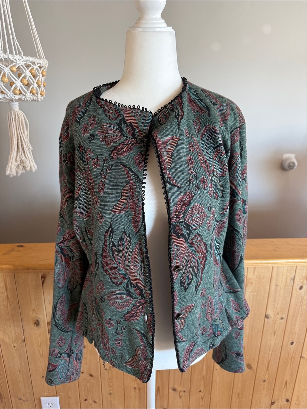 Floral Open-Front Cardigan Sweater in Green and Burgundy